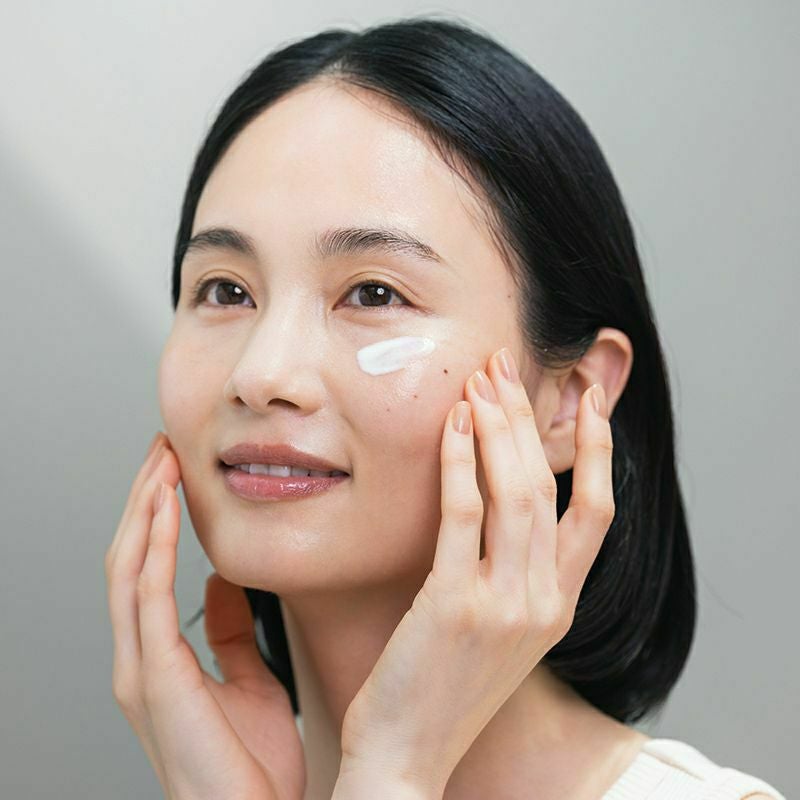日焼け止め乳液 顔用］UVディフェンス デイリーローション(SPF50+/
